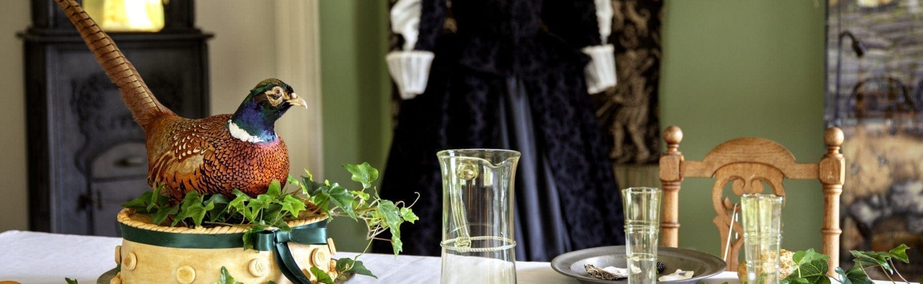 Når trådene bindes - fra kriger til kræmmer udstilling på Herningsholm Museum