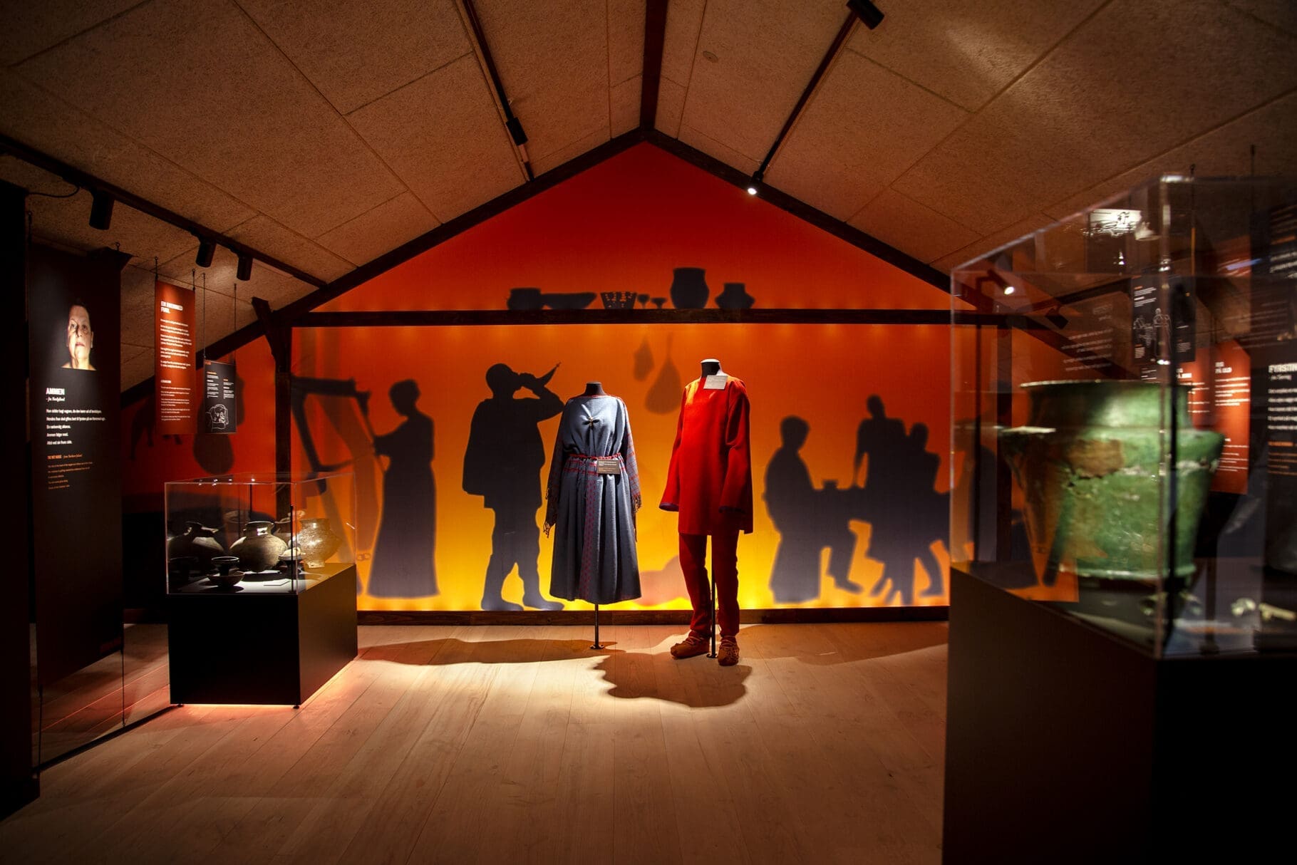 Udstillingen Ansigt ti lansigt på Klosterlund Museum