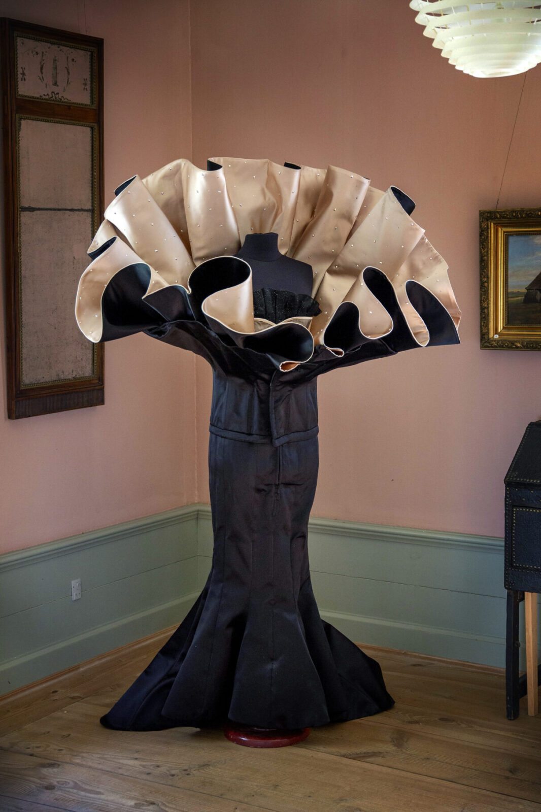Operakostume udstilling på Herningsholm Museum