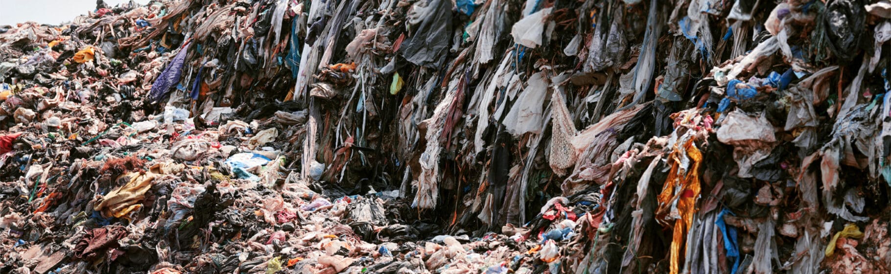 Fashion dumpsite udstilling af Søren Zeuth